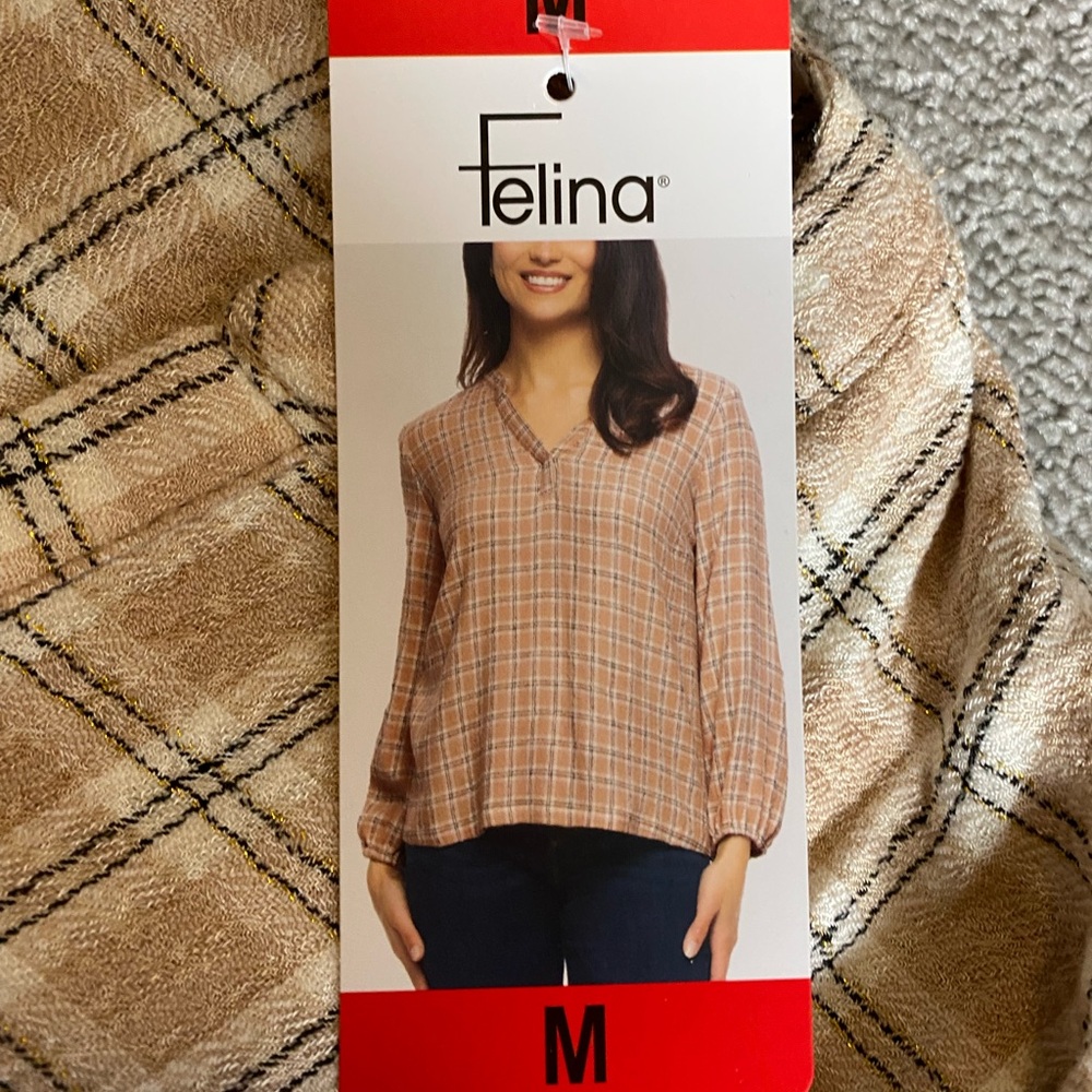 ✨NWT✨ Felina Women’s Beige Plaid V-Neck Blouse - Picture 5 of 7